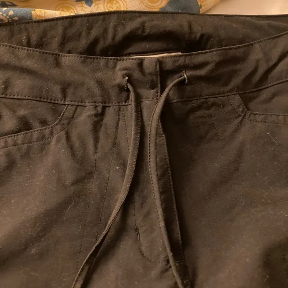 ❤️Exofficio black capris size 8 - Picture 2 of 5